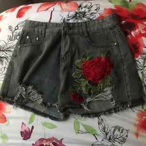 Grey rose shorts